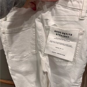 Good Petite American Women's Cream Straight Leg Jeans